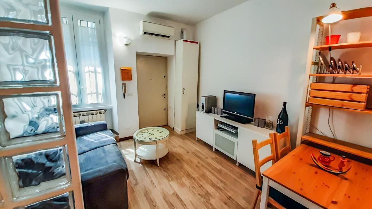 Altido Lovely 1-Br Flat With Easy Access To Centre Milano Eksteriør bilde