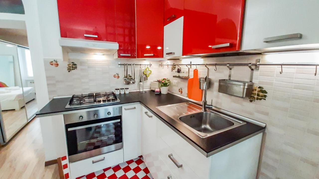 Altido Lovely 1-Br Flat With Easy Access To Centre Milano Eksteriør bilde